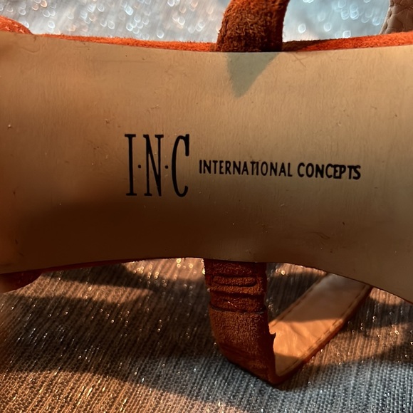 I-N-C suede fringed ,zipper back heels - Picture 5 of 9